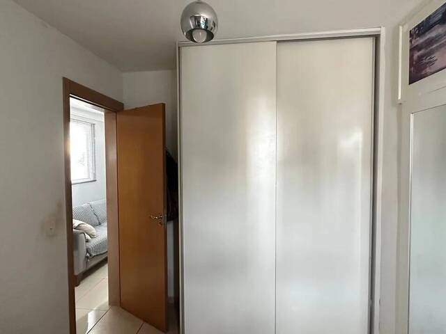 #80 - Apartamento para Venda em Cuiabá - MT