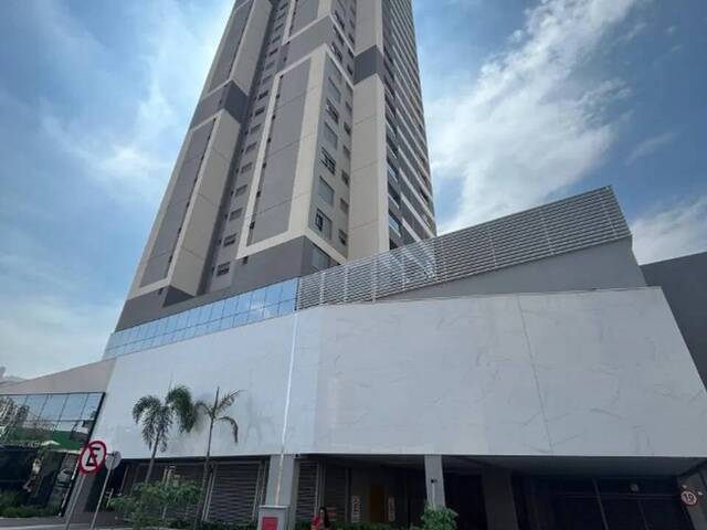 #100 - Apartamento para Venda em Cuiabá - MT
