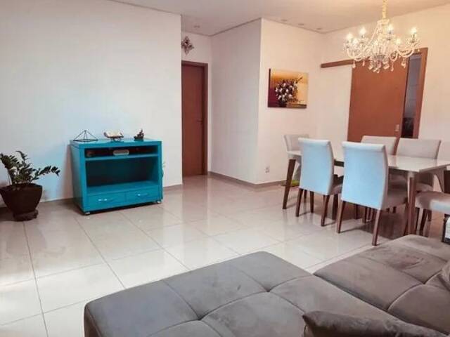 #103 - Apartamento para Venda em Cuiabá - MT