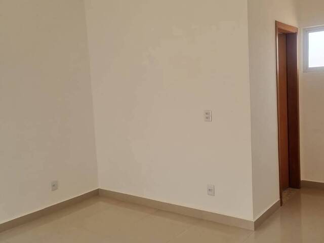 #VTP175 - Casa para Locação em Cuiabá - MT