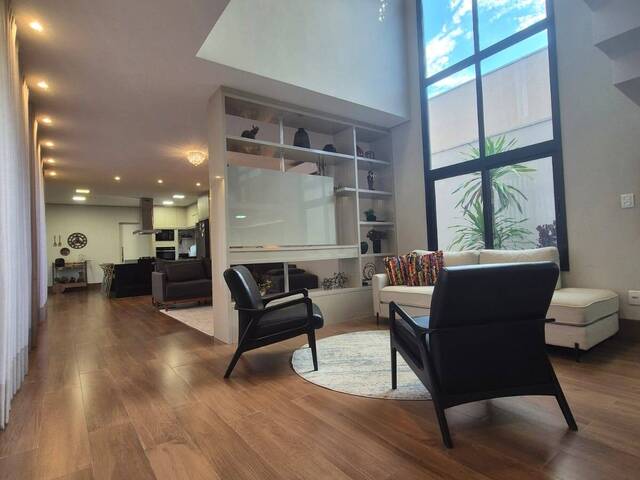 #326 - Sobrado para Venda em Cuiabá - MT