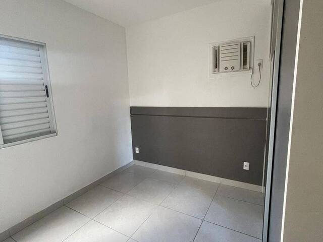Apartamento para Venda em Cuiabá - 2
