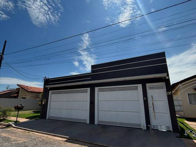 #338 - Casa em condomínio para Venda em Cuiabá - MT