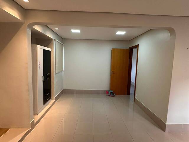 Apartamento para Venda em Cuiabá - 5