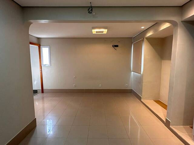 Apartamento para Venda em Cuiabá - 4