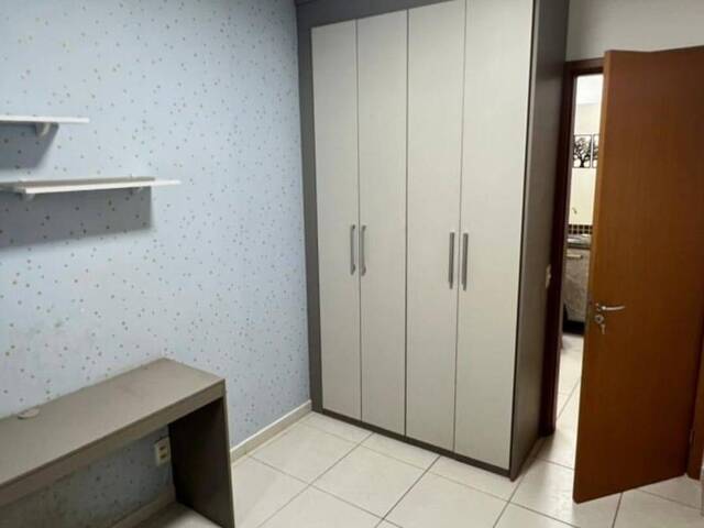 #360 - Apartamento para Venda em Cuiabá - MT