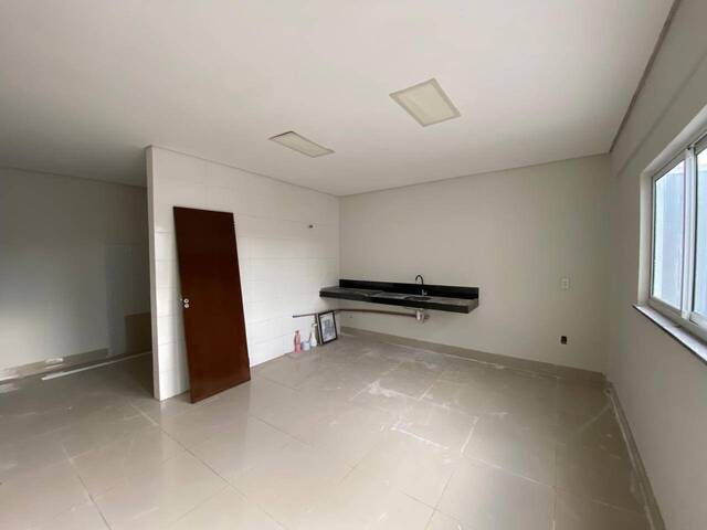 Casa para Venda em Cuiabá - 2