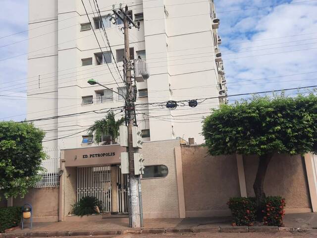 Apartamento para Locação em Cuiabá - 2