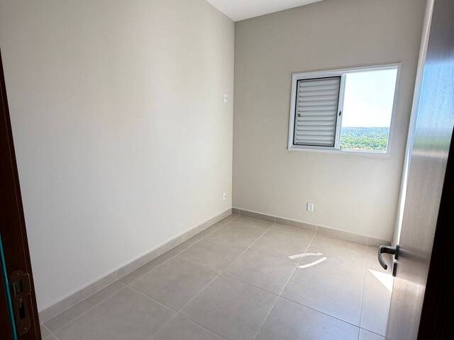 Apartamento para Venda em Cuiabá - 5
