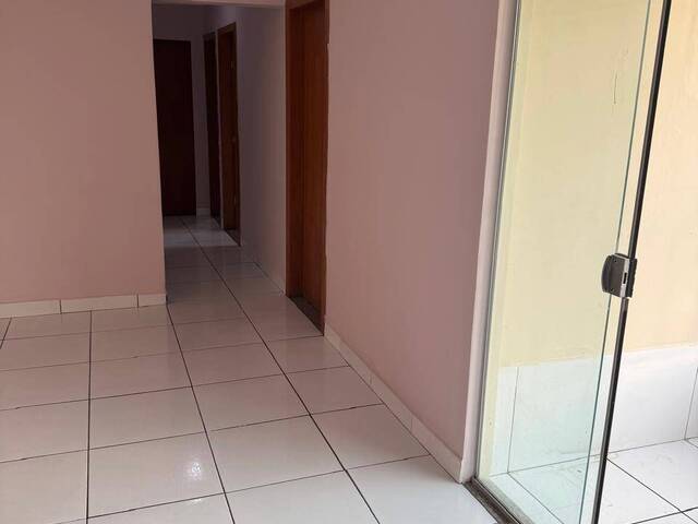 Apartamento para Venda em Cuiabá - 2