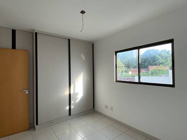 Apartamento para Venda em Cuiabá - 4