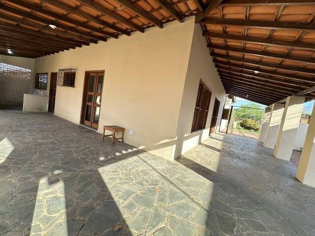 Casa para Venda em Cuiabá - 2