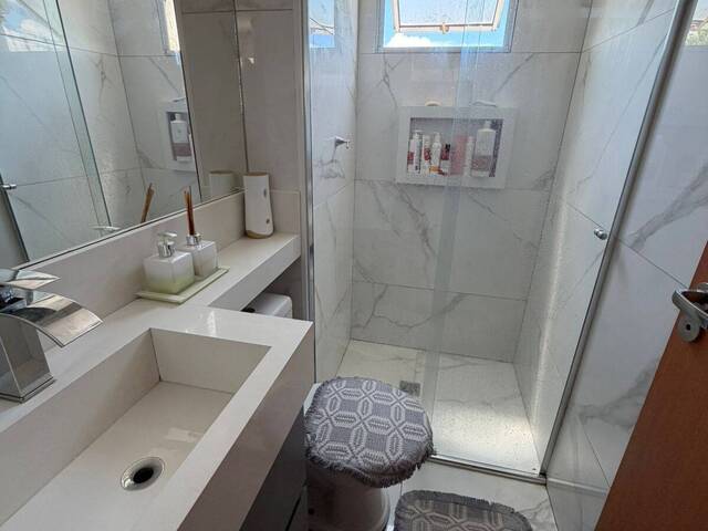 Apartamento para Venda em Várzea Grande - 5