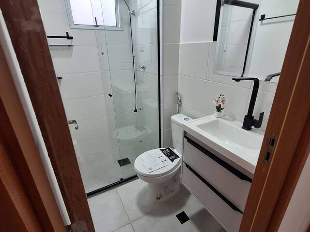 Apartamento para Venda em Várzea Grande - 3