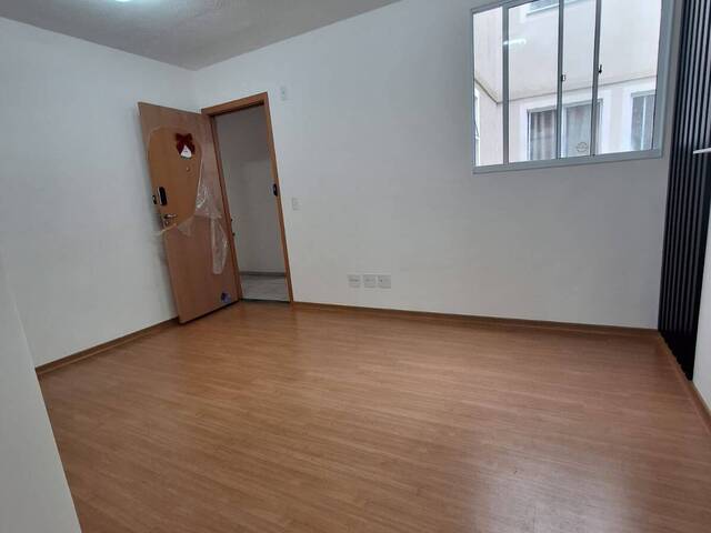 Apartamento para Venda em Várzea Grande - 2