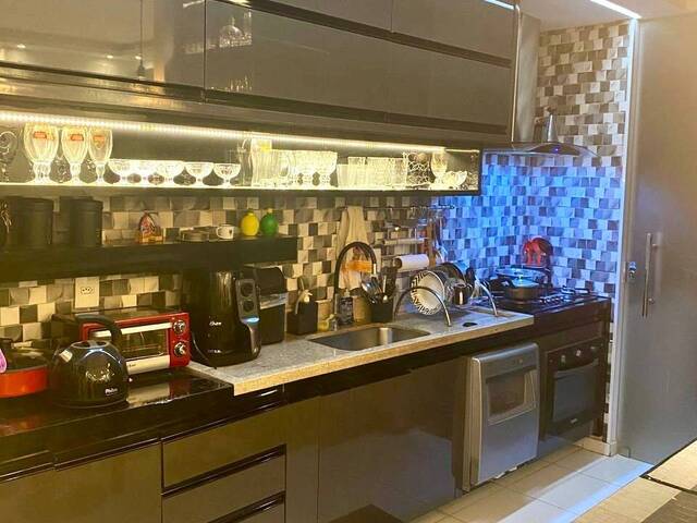 Apartamento para Venda em Cuiabá - 2