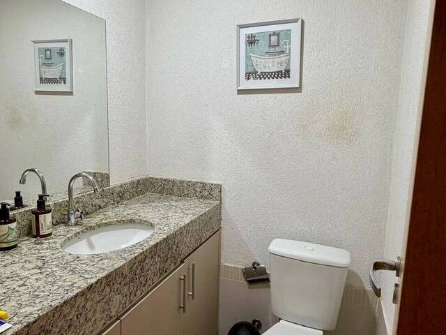 Apartamento para Venda em Cuiabá - 2