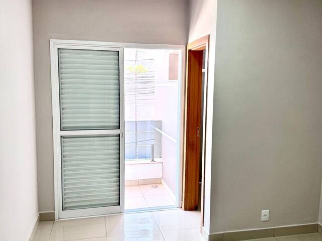 Sobrado para Venda em Cuiabá - 2