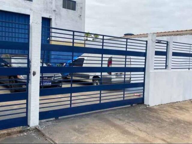 Barracão para Locação em Várzea Grande - 2
