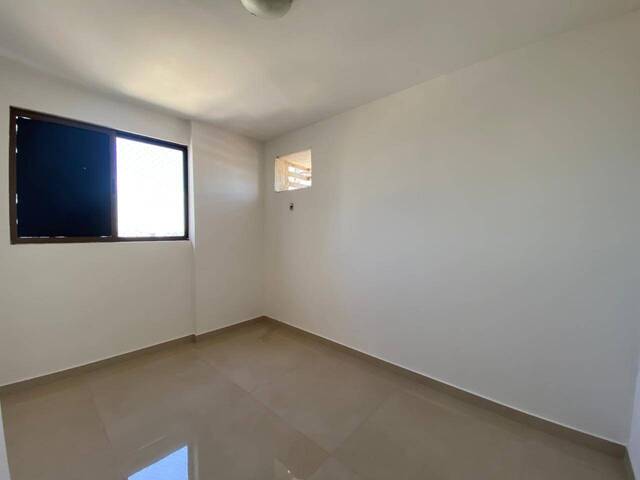 Apartamento para Venda em Cuiabá - 2