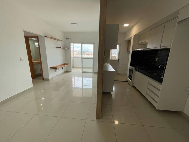 Apartamento para Venda em Cuiabá - 2