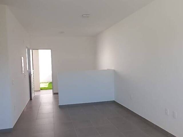 #517 - Casa para Locação em Várzea Grande - MT