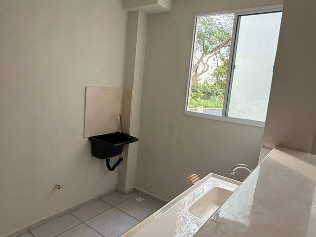 Apartamento para Venda em Várzea Grande - 4