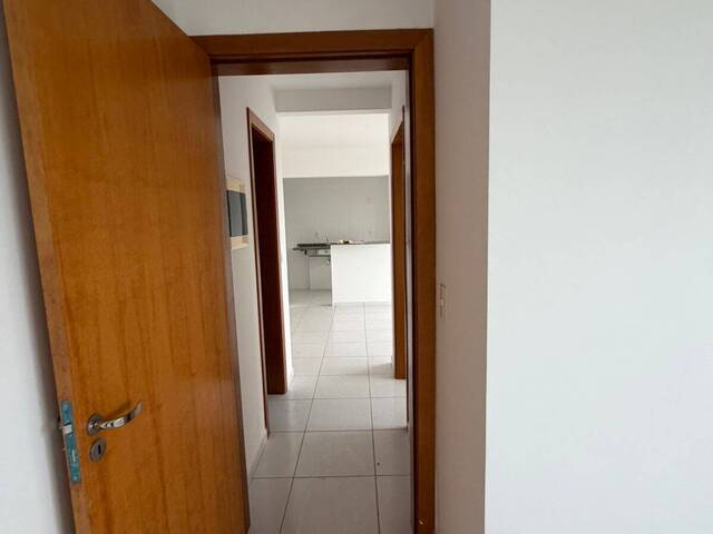 Apartamento para Venda em Cuiabá - 4
