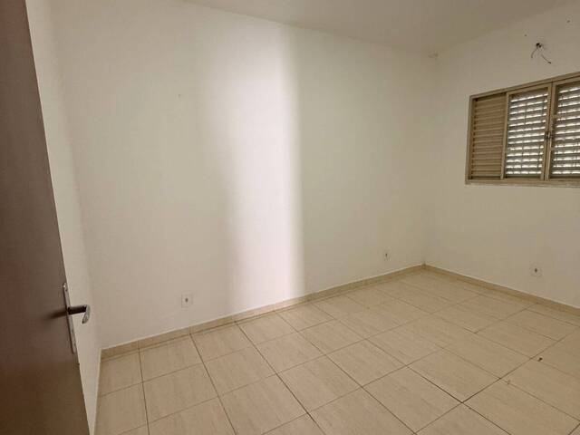 Apartamento para Venda em Cuiabá - 3