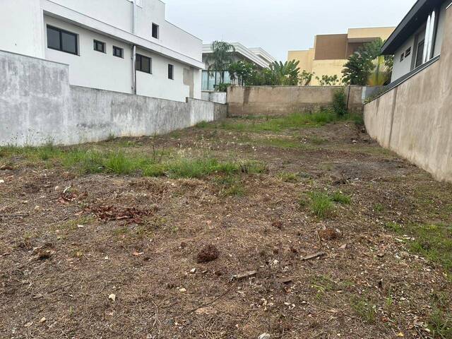 #540 - Terreno em condomínio para Venda em Cuiabá - MT