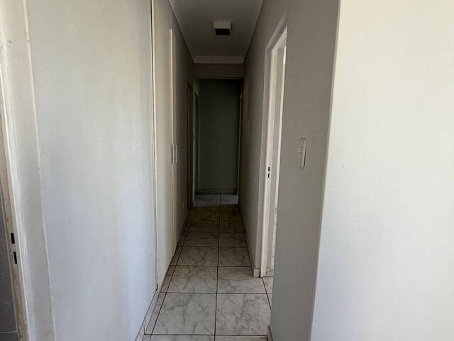 Apartamento para Venda em Cuiabá - 2