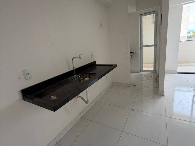 Apartamento para Venda em Cuiabá - 4