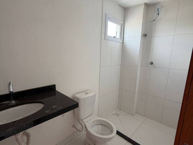 Apartamento para Venda em Cuiabá - 2