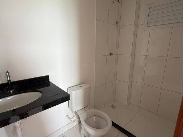 Apartamento para Venda em Cuiabá - 2