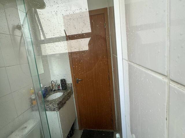 Apartamento para Venda em Cuiabá - 2