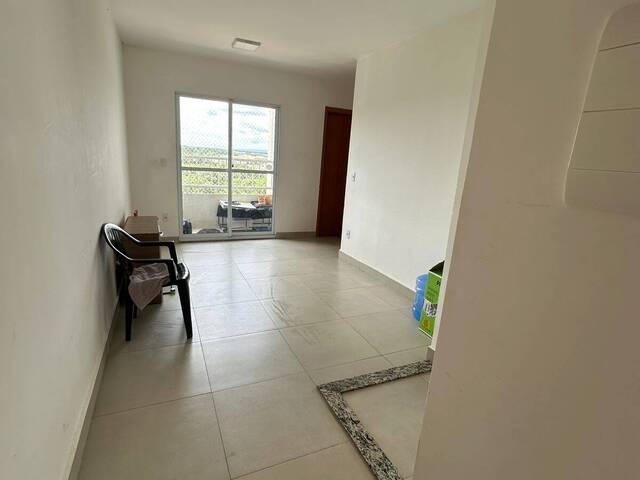 Apartamento para Venda em Cuiabá - 4