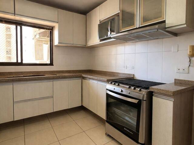 Apartamento para Venda em Cuiabá - 5