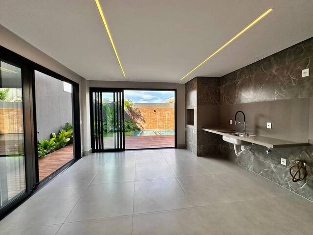 Casa para Venda em Cuiabá - 5