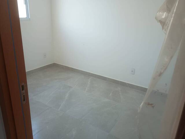 #630PC - Apartamento para Locação em Várzea Grande - MT