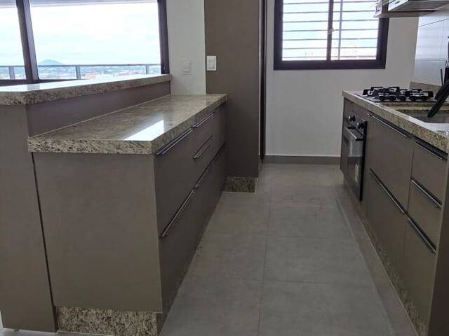 #663PC - Apartamento para Locação em Cuiabá - MT
