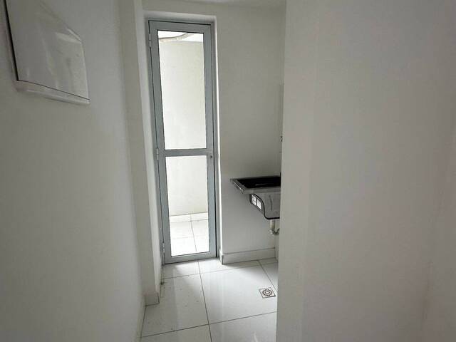 Apartamento para Locação em Cuiabá - 2