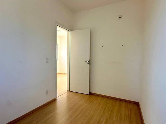 Apartamento para Locação em Cuiabá - 3