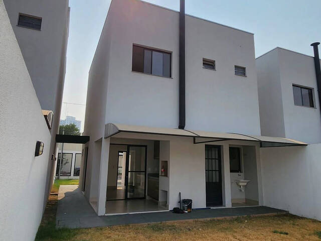Casa para Venda em Cuiabá - 2