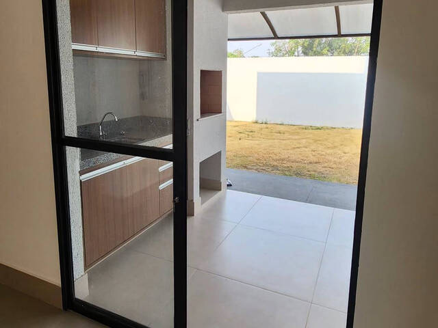 Casa para Venda em Cuiabá - 5