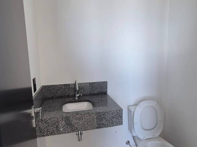 Sala para Locação em Várzea Grande - 2
