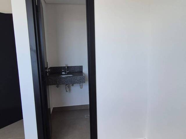 Sala para Locação em Várzea Grande - 3