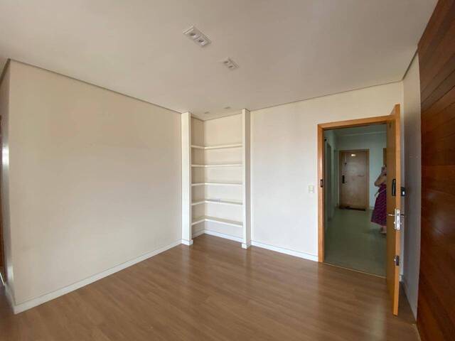 Apartamento para Venda em Cuiabá - 2