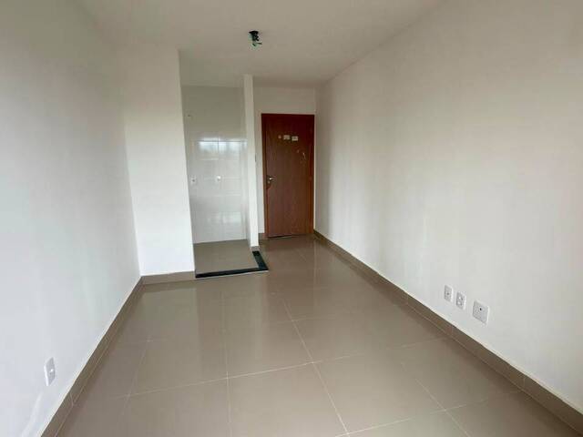 Apartamento para Venda em Cuiabá - 2