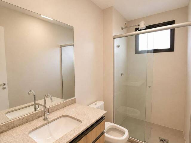 Apartamento para Locação em Cuiabá - 2