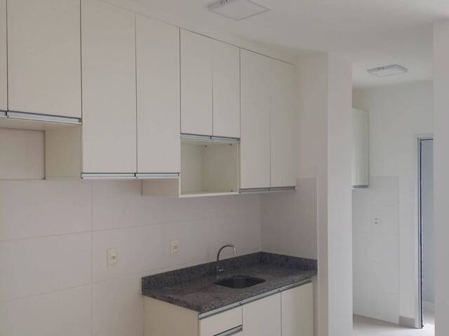 Apartamento para Locação em Cuiabá - 3